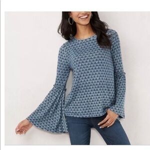 NWT Lauren Conrad Bell Sleeve Shirt Top Heart Print size XS New